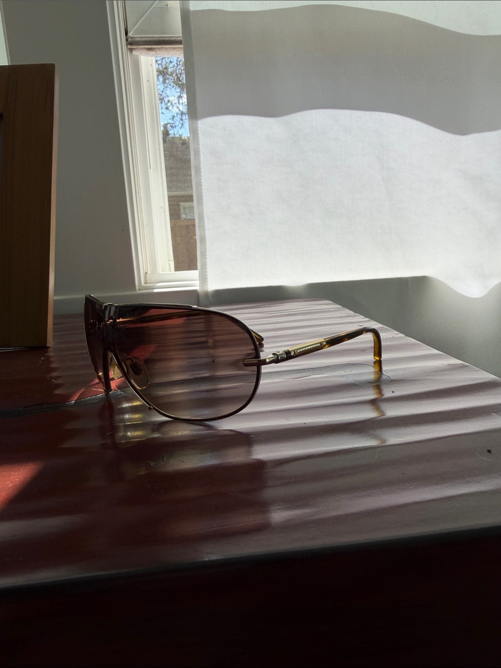 Burberry Brown Gradient Women's Sunglasses with Tortoiseshell Arms
